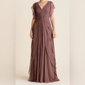 Adrianna Papell Tier Chiffon Petal Ruffle Ruched Rhinestone Evening Gown Sz 4